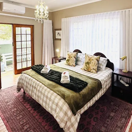 7 On Annandale B&B-3